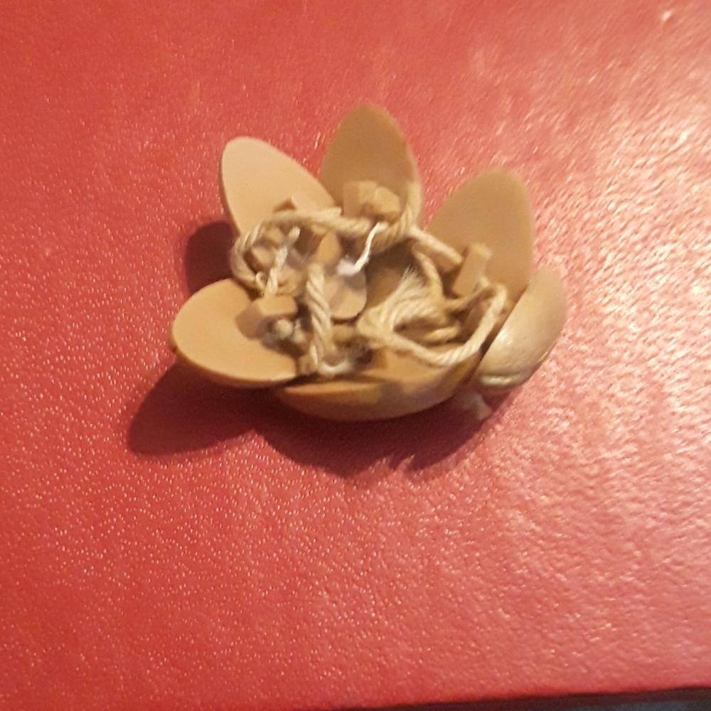 Buttons - Picture 3 of 3